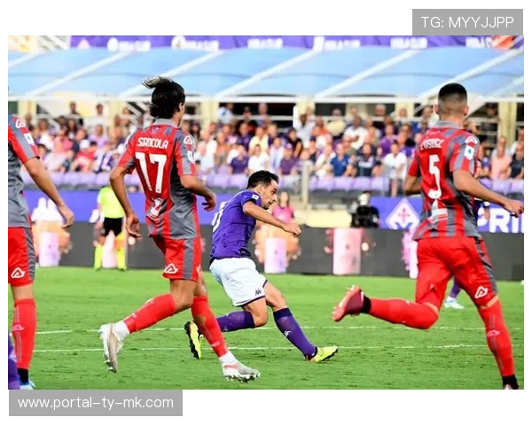 杨翰森送助攻展潜力 克雷莫内塞青训体系成果初露锋芒 杨翰森送助攻展潜力 克雷莫内塞青训体系成果初露锋芒