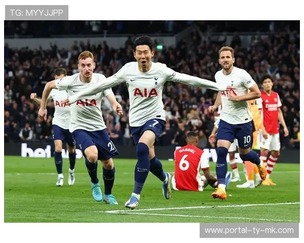 索兰克头球扳平曼城，热刺主场气势如虹逆转在即